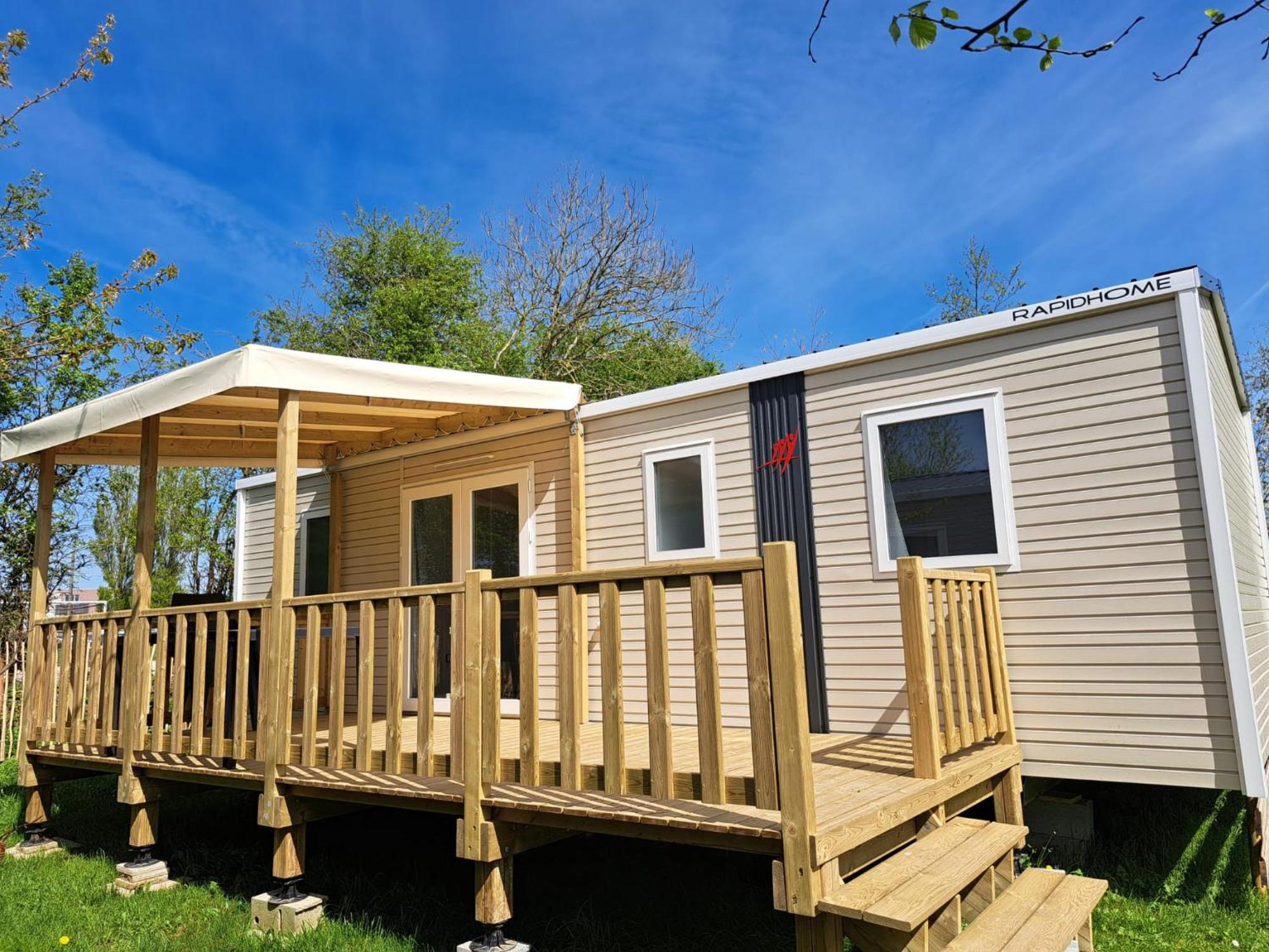 Camping Sainte Mere Eglise Exterior photo